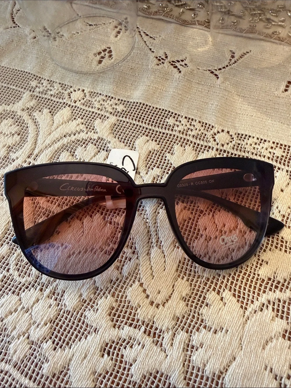 Circus NY Sam Edelman Oversized Black Cat Eye Sunglasses Rose Gradient Lenses
